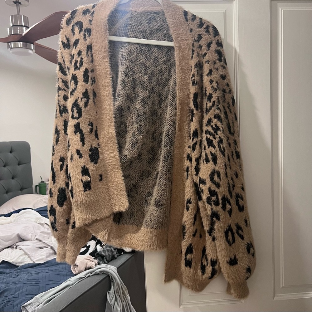 Leopard cardigan shaggy